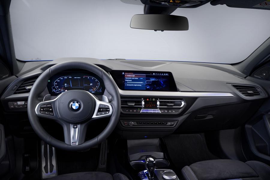 Торпедо BMW M135i xDrive (F40) 2019 года  (WW) (фото 46 из 189)